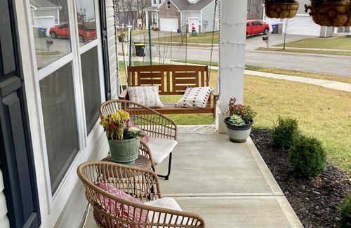 Ellettsville House | Cozy 3 Bedroom Home - 10 min from IU's campus & downtown Bloomington