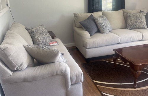 Fayetteville House | Cozy 3-bedroom house in charming Fayetteville with WiFi, AC.