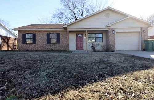 Russellville House | Cozy 3-bedroom house in quaint Russellville with AC, WiFi