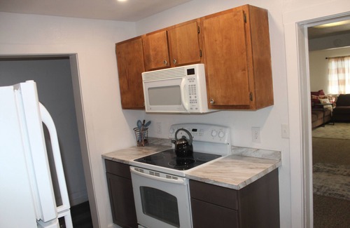 Butte House | Cozy 3-bedroom house in charming Uptown Butte nWalk to MTech & St. James