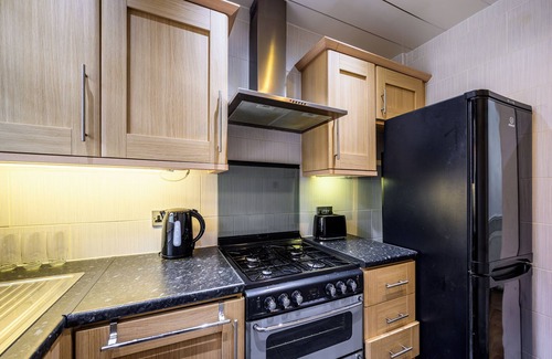Oldham House | Cozy 3 Bedroom house in Oldham