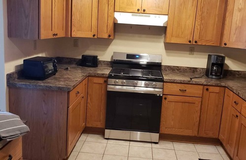 Auburn House | Cozy 3-bedroom house in charming Auburn with WiFi and AC