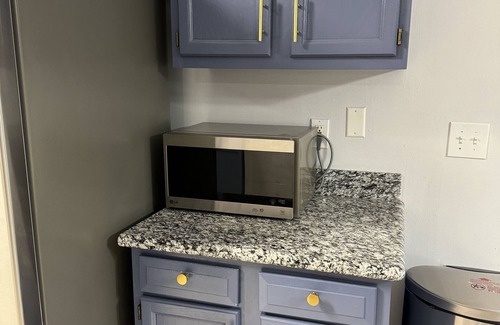 Flowood House | Cozy 3 bedroom near the water at Ross Barnett Reservoir & shopping & dining