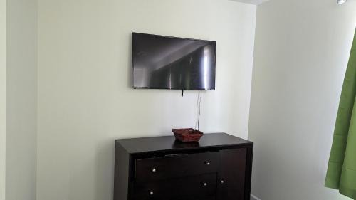 Southeast Raleigh House | Cozy 3 Bedroom townhouse exquisite