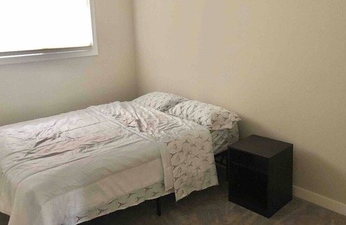 Sylvan Lake House | Cozy 3 bedrooms family home in sylvan lake!