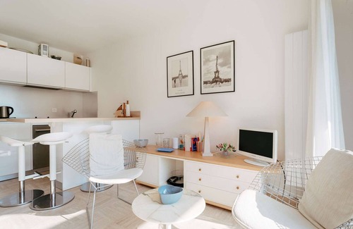 Carnac Apartment | Cozy 3-Room Apartment in Carnac, 100m from Beach, Terrace & Garden, 4 Guests