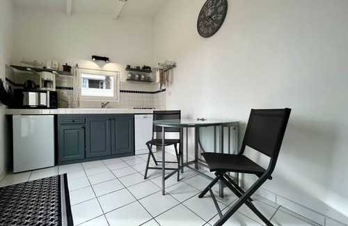 La Bree-les-Bains House | Cozy 3-Room House Near Beach – La Brée-les-Bains, 4 Sleeps, Free WiFi, Included Cleaning