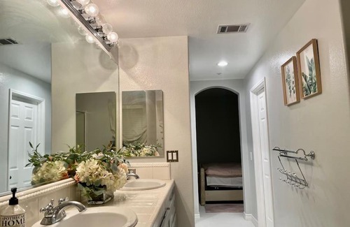 Pasadena House | Cozy 3B2B beautiful home in pasadena old town with indoor fireplace and piano