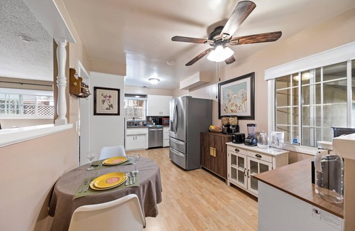 Mayflower Village House | Cozy 3b2b Single house with AC in Monrovia w/backyard patio