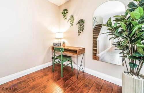Northwest Edmonton House | Cozy 3BD w/AC, Patio, Theatre Room, 15 min to DT