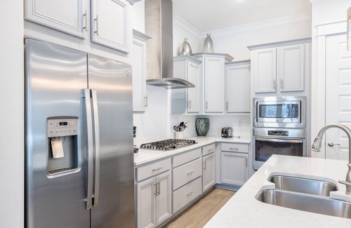 WaterSound Beach House | Cozy 3bed townhome close to beach/step from Hub