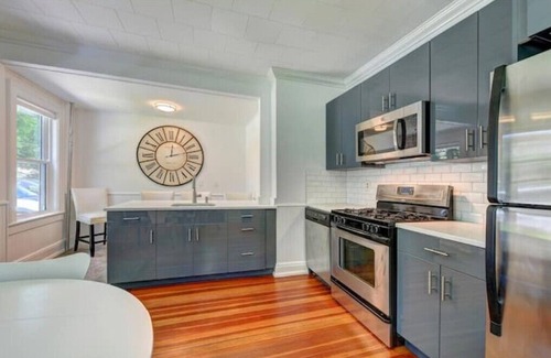 Lenox House | Cozy 3BR Home w/Yard & Patio 5 min to Tanglewood