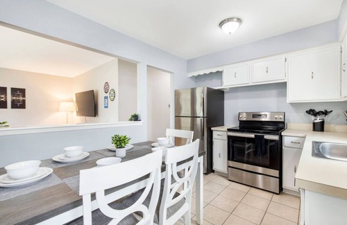 Royal Oak House | Cozy 3BR Royal Oak Home Near Downtown with Yard
