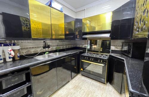 Al Rehab Apartment | Cozy 3BR Stay in Rehab City