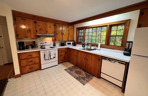 Intervale House | Cozy 4 bd/3.5 br in North Conway