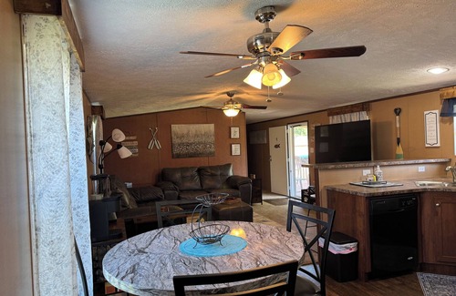 Nancy House | Cozy, 4 bdrm home VERY near Lake Cumberland! Pet friendly. EXTRA lot for parking
