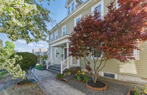 Dorchester Apartment | Cozy 4 Bedroom Apartment in Boston