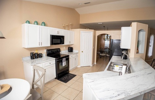 Port Saint Lucie House | Cozy 4-bedroom house in charming Port St. Lucie with AC, WiFi