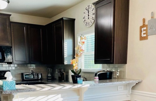 McDonough House | Cozy 4-bedroom home in Suburbs of Metro Atlanta