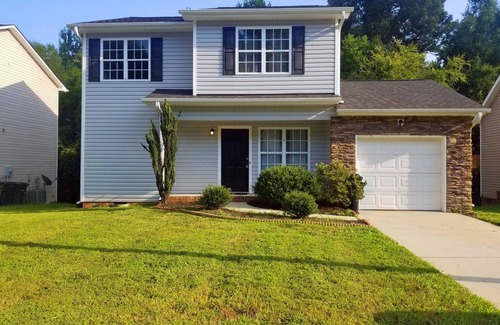 Greensboro House | Cozy 4-bedroom house in charming Greensboro with WiFi, AC