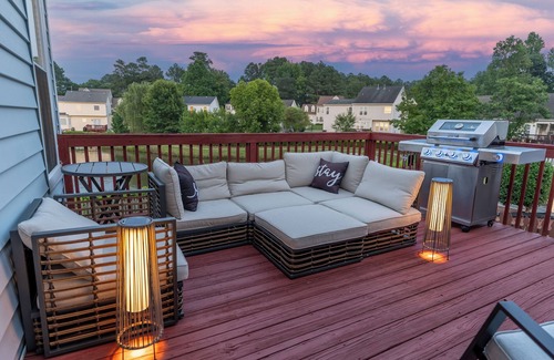 Northeast Raleigh House | Cozy 4-bedroom Raleigh Retreat. Home Theater. Furnished Deck. 15 min to Downtown