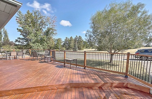 Northeast Edmonton House | Cozy 4 bedroom with 2 fireplaces