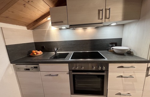 Kruen Apartment | Cozy 4-star vacation apartment with south-facing balcony and panoramic view of the Karwendel