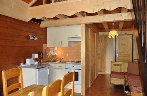 La Chapelle-d'Abondance Apartment | Cozy 42m² Apt in Village Center with Balcony, Parking, Ski Storage, and Mezzanine