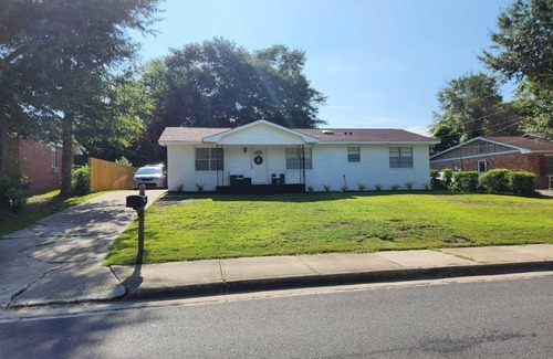 Columbus House | Cozy 4BR Home w/Screened Porch, Private Fenced Yard, & Near Fort Moore