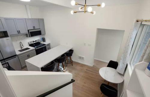 Crocker-Amazon Apartment | Cozy Affordable Private Rooms Newly Renovated near SF Transportation