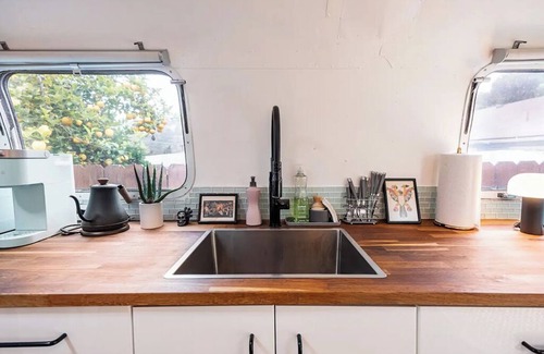 Eagle Rock House | Cozy Agnes the Airstream in enchanting Los Angeles with WiFi, AC