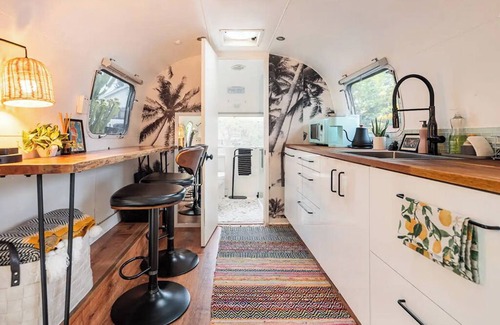 Eagle Rock House | Cozy Agnes the Airstream in enchanting Los Angeles with WiFi, AC