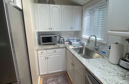 West Alameda House | Cozy Alameda Bungalown