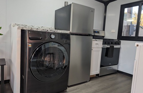Nacogdoches House | Cozy and accommodating tiny home in Nacogdoches, Texas.