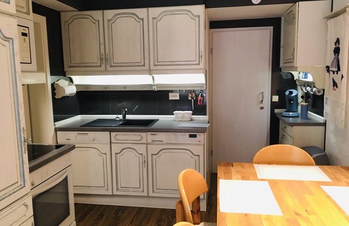 Bruinisse House | Cozy and child-friendly holiday home, top location to the sea, free WLAN