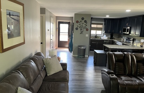 Monroe City Condo | Cozy and Clean Mark Twain Lake/Jellystone Park Condominium