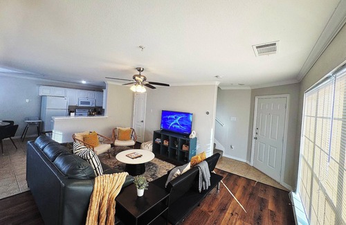 Keller House | Cozy and Comfort near Fort Worth