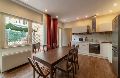 Sallustiano Apartment | Cozy and elegant 60 sqm apartment, perfect for 6 people, located on the first floor (NO lift) of a renovated period building in the heart of the historic center of Rome (NO traffic-limited area). The property is located just a few minutes from "Piazza di