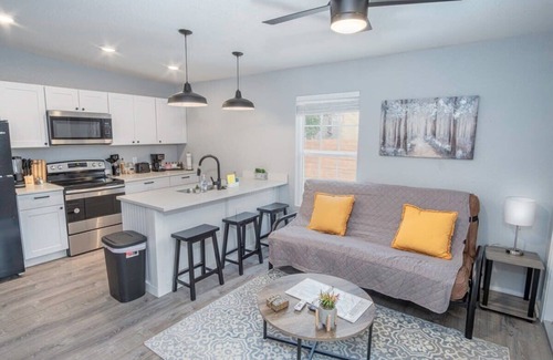 Nevada Street Apartment | Cozy and Lovely 2BR 1BA Near Lively Downtown