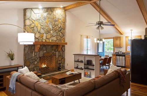 Lake Lure Ski Chalet | cozy and modern chalet in nature, outside hot tub!