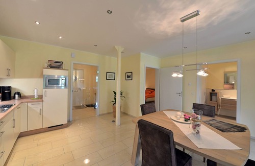 Rees Apartment | Cozy and modern furnished vacation apartment "Schloß Hueth 2"