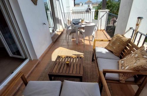 Roldan Apartment | Cozy and nice apartment in La torre golf resort