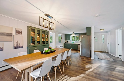 Baileys Harbor House | Cozy and Quiet Bailey's Harbor home: Close to Everything!