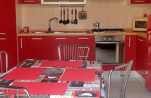 Reggio Calabria Apartment | Cozy and quiet apartment in ideal location in Reggio Cal.