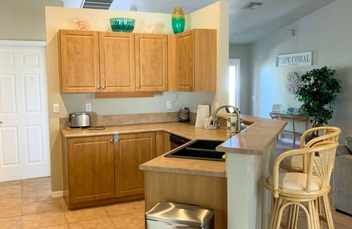 Burnt Store House | Cozy and relaxing Cape Coral Getaway!