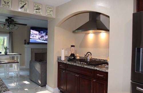 Dowagiac House | Cozy and spacious home in Twin Lakes Area.