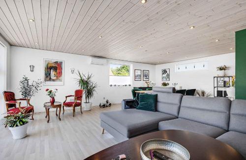 Aars Villa | Cozy And Spacious Townhouse In Aars