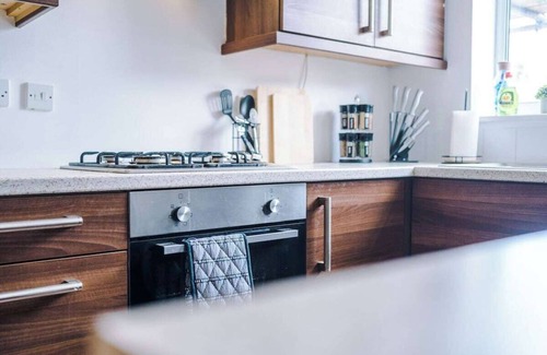 Warrington Apartment | Cozy and Stylish 1 Bedroom Flat | Warrington