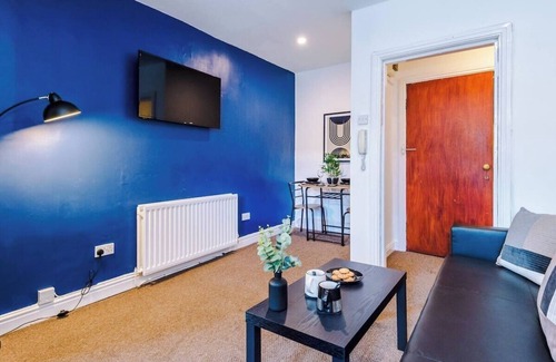 Warrington Apartment | Cozy and Stylish 1 Bedroom Flat | Warrington