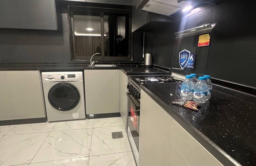 Suwailih Apartment | Cozy and Tranquil Rooftop Near Al Services 23